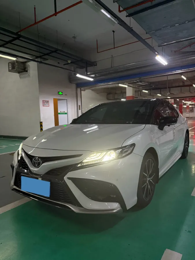 2022 Toyota Camry 2.0L 178HP L4 CVT,autocango,china used car exporter,china ev exporter,chinese used car exporter,chinese used ev exporter