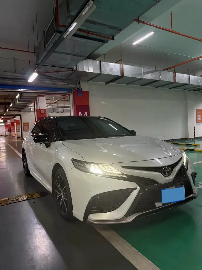 2022 Toyota Camry 2.0L 178HP L4 CVT,autocango,china used car exporter,china ev exporter,chinese used car exporter,chinese used ev exporter