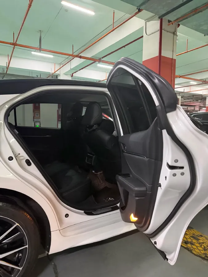 2022 Toyota Camry 2.0L 178HP L4 CVT,autocango,china used car exporter,china ev exporter,chinese used car exporter,chinese used ev exporter