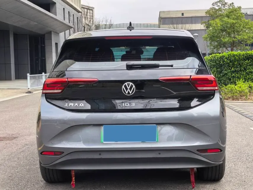 2025 Volkswagen ID.3 BEV 52.8KWH,autocango,china used car exporter,china ev exporter,chinese used car exporter,chinese used ev exporter