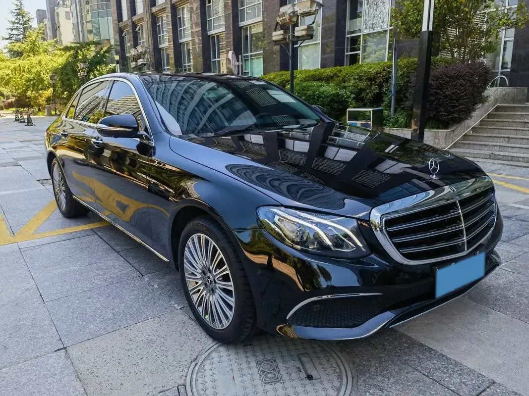 2020 Mercedes-Benz E Class 2.0T 258HP L4 9AT,autocango,china used car exporter,china ev exporter,chinese used car exporter,chinese used ev exporter