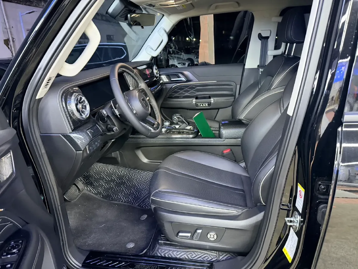 2023 Tank 300 2.0T 227HP L4 8AT,autocango,china used car exporter,china ev exporter,chinese used car exporter,chinese used ev exporter