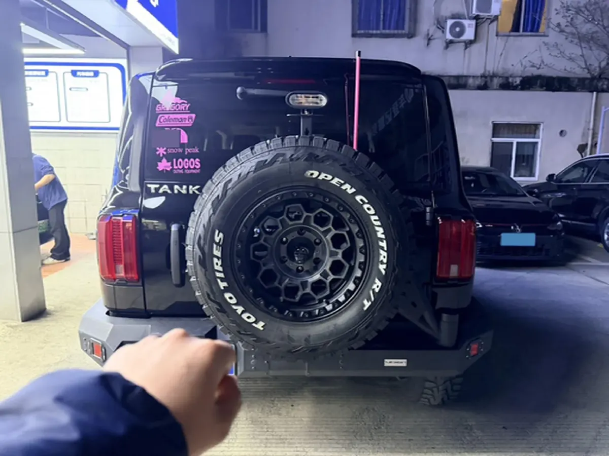 2023 Tank 300 2.0T 227HP L4 8AT,autocango,china used car exporter,china ev exporter,chinese used car exporter,chinese used ev exporter