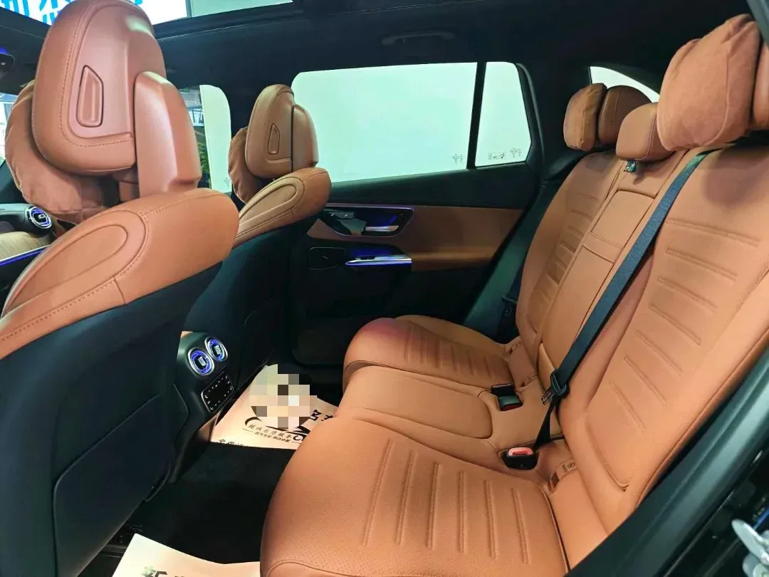 2024 Mercedes-Benz GLC Class 2.0T 258HP L4 9AT,autocango,china used car exporter,china ev exporter,chinese used car exporter,chinese used ev exporter