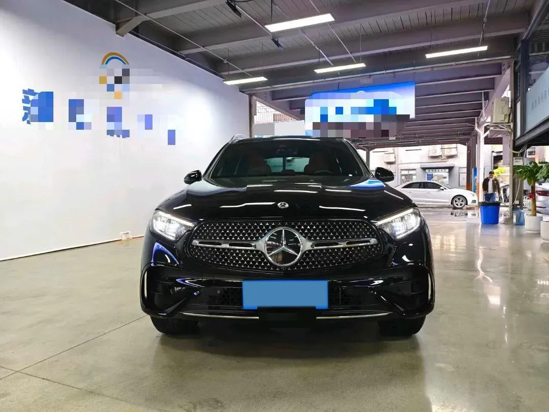 2024 Mercedes-Benz GLC Class 2.0T 258HP L4 9AT,autocango,china used car exporter,china ev exporter,chinese used car exporter,chinese used ev exporter