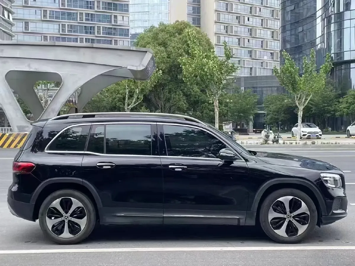 2022 Mercedes-Benz GLB Class 2.0T 190HP L4 8DCT,autocango,china used car exporter,china ev exporter,chinese used car exporter,chinese used ev exporter
