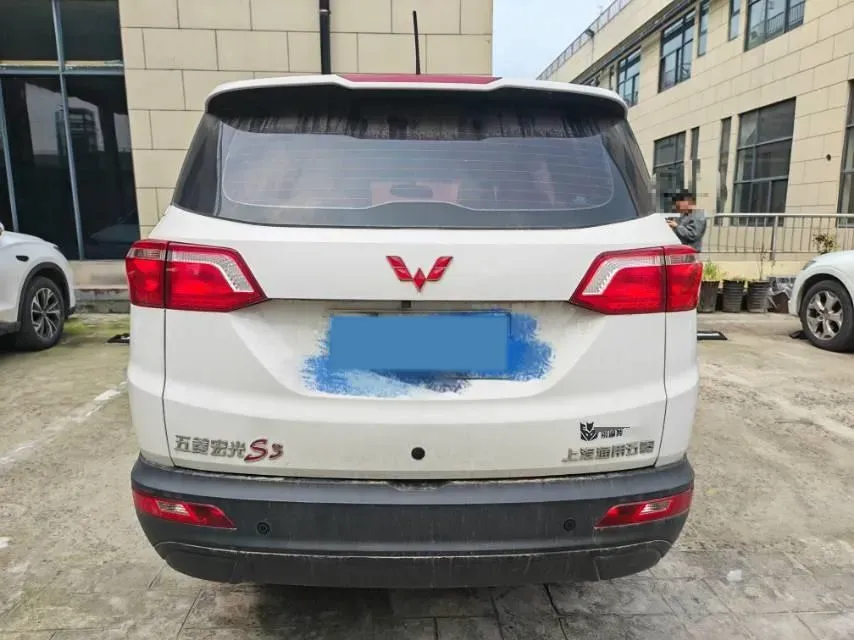 2018 WuLing HongGuang S3 1.5L 112HP L4 6MT,autocango,china used car exporter,china ev exporter,chinese used car exporter,chinese used ev exporter