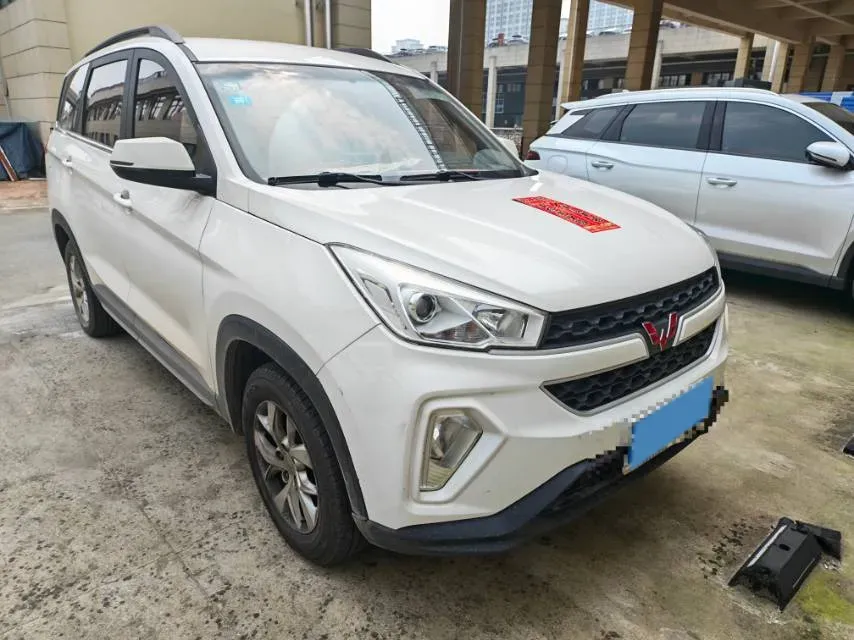 2018 WuLing HongGuang S3 1.5L 112HP L4 6MT,autocango,china used car exporter,china ev exporter,chinese used car exporter,chinese used ev exporter