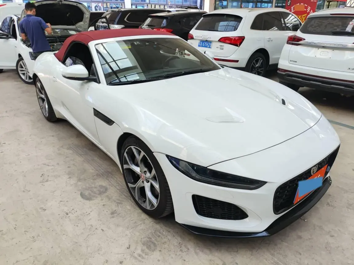 2021 Jaguar F-TYPE 2.0T 300HP L4 8AT,autocango,china used car exporter,china ev exporter,chinese used car exporter,chinese used ev exporter