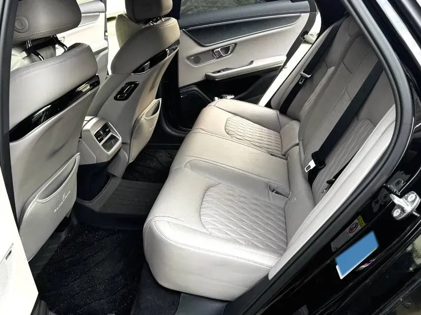 2025 BYD Han 1.5T 156HP L4 E-CVT PHEV,autocango,china used car exporter,china ev exporter,chinese used car exporter,chinese used ev exporter