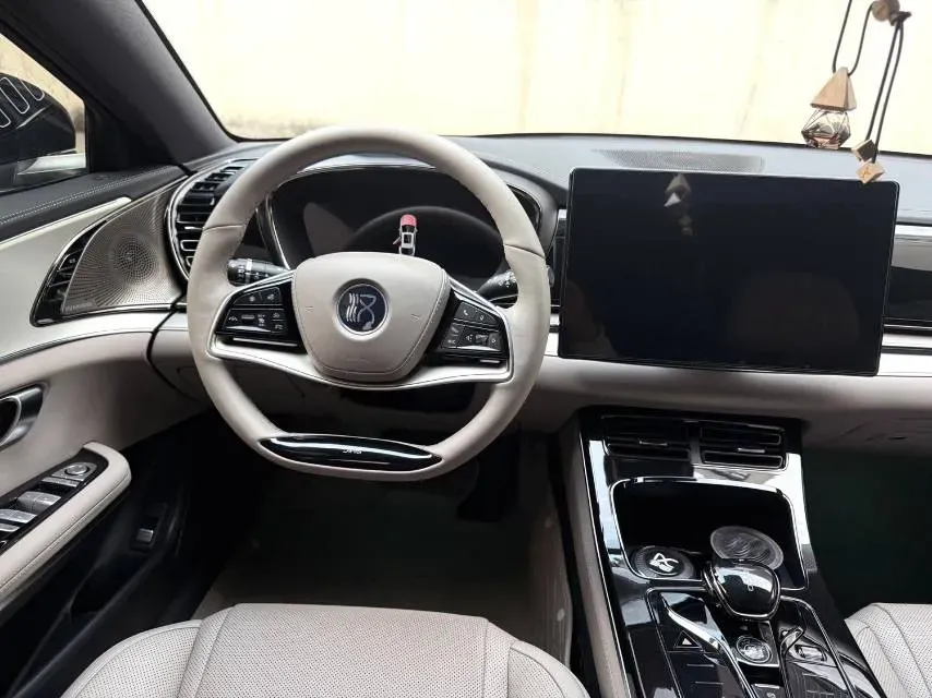 2025 BYD Han 1.5T 156HP L4 E-CVT PHEV,autocango,china used car exporter,china ev exporter,chinese used car exporter,chinese used ev exporter