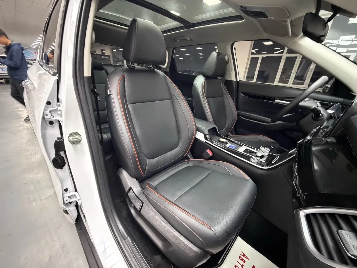 2023 Kia Seltos 1.5L 115HP L4 CVT,autocango,china used car exporter,china ev exporter,chinese used car exporter,chinese used ev exporter