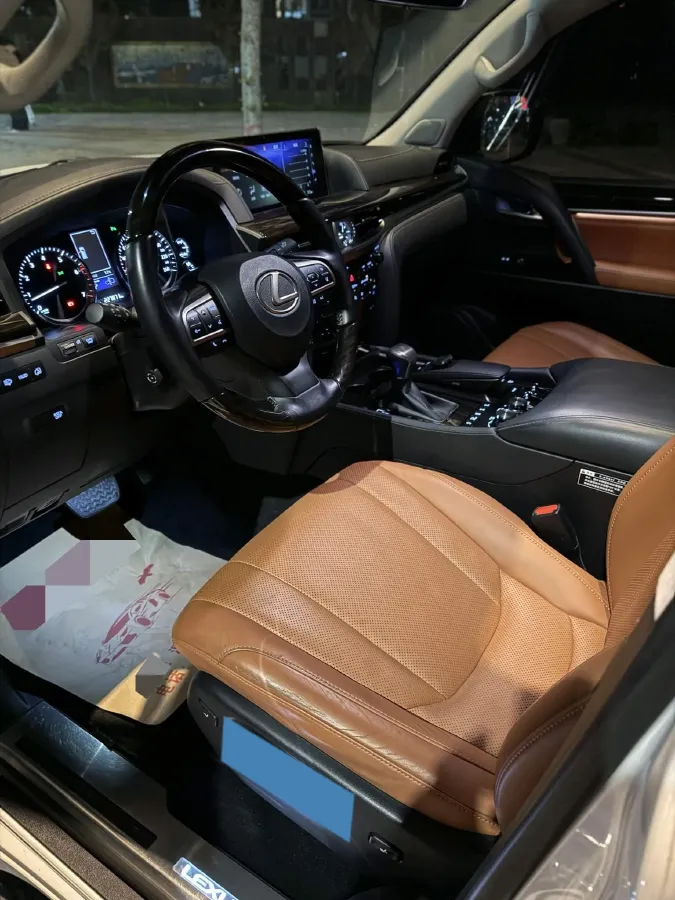 2019 Lexus LX 5.7L 367HP V8 8AT,autocango,china used car exporter,china ev exporter,chinese used car exporter,chinese used ev exporter