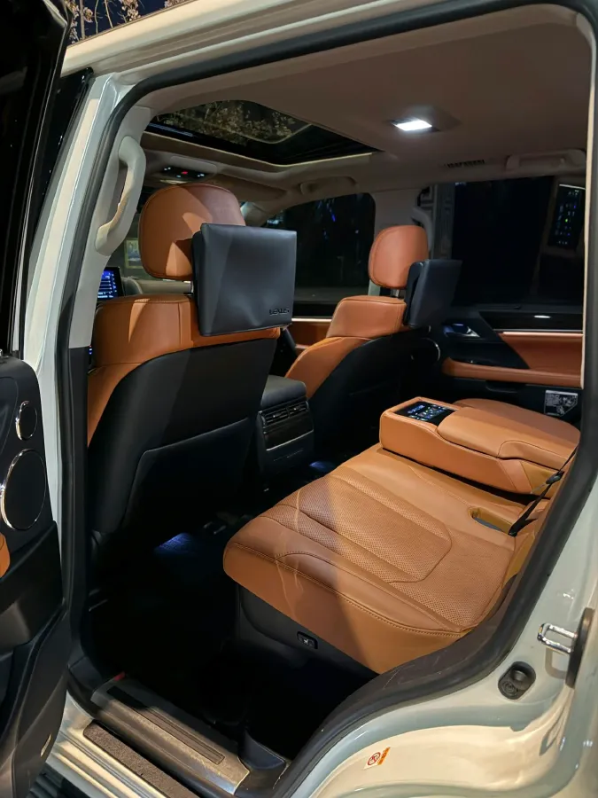 2019 Lexus LX 5.7L 367HP V8 8AT,autocango,china used car exporter,china ev exporter,chinese used car exporter,chinese used ev exporter