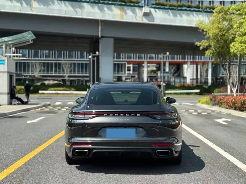 2021 Porsche Panamera 2.9T 330HP V6 8DCT,autocango,china used car exporter,china ev exporter,chinese used car exporter,chinese used ev exporter