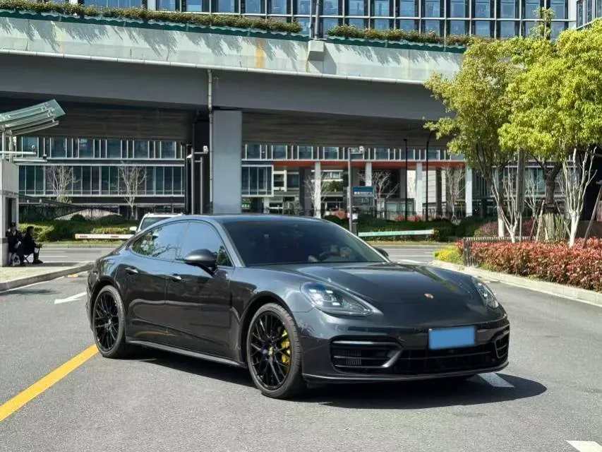 2021 Porsche Panamera 2.9T 330HP V6 8DCT,autocango,china used car exporter,china ev exporter,chinese used car exporter,chinese used ev exporter