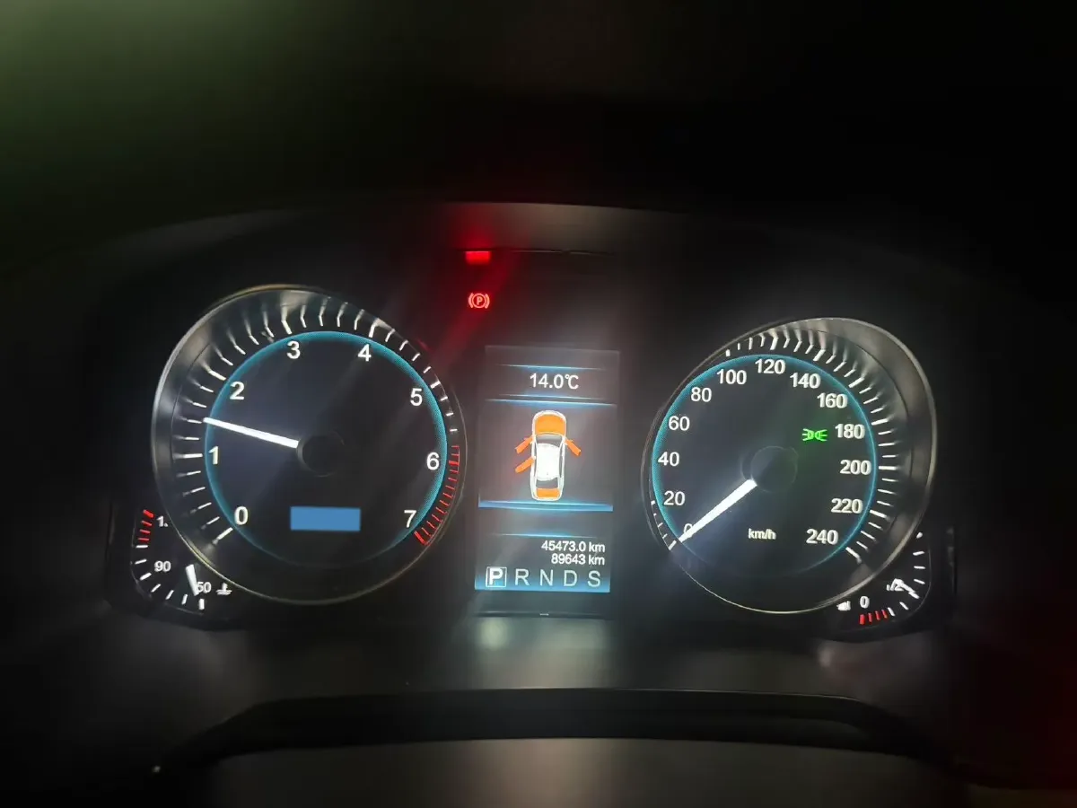 2021 HongQi H7 1.8T 188HP L4 6AT,autocango,china used car exporter,china ev exporter,chinese used car exporter,chinese used ev exporter