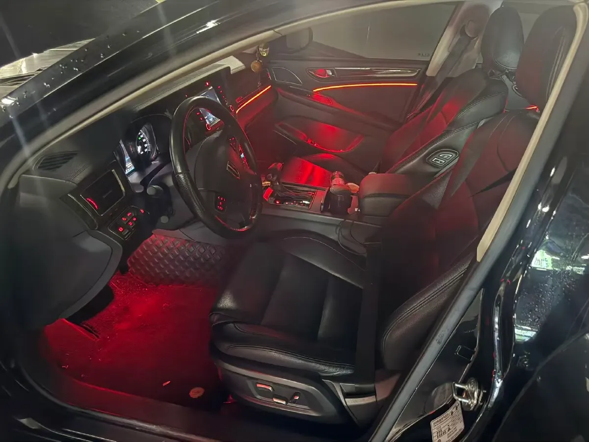 2021 HongQi H7 1.8T 188HP L4 6AT,autocango,china used car exporter,china ev exporter,chinese used car exporter,chinese used ev exporter