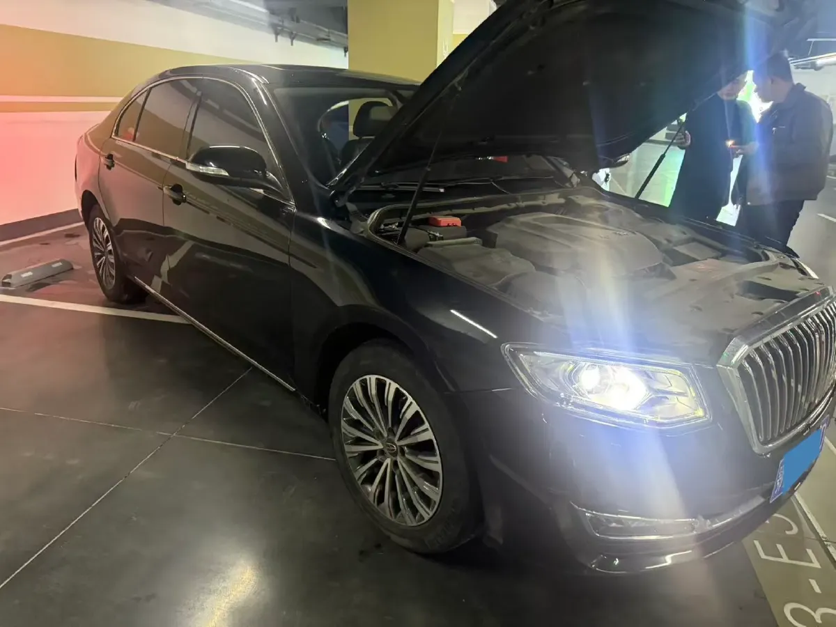 2021 HongQi H7 1.8T 188HP L4 6AT,autocango,china used car exporter,china ev exporter,chinese used car exporter,chinese used ev exporter