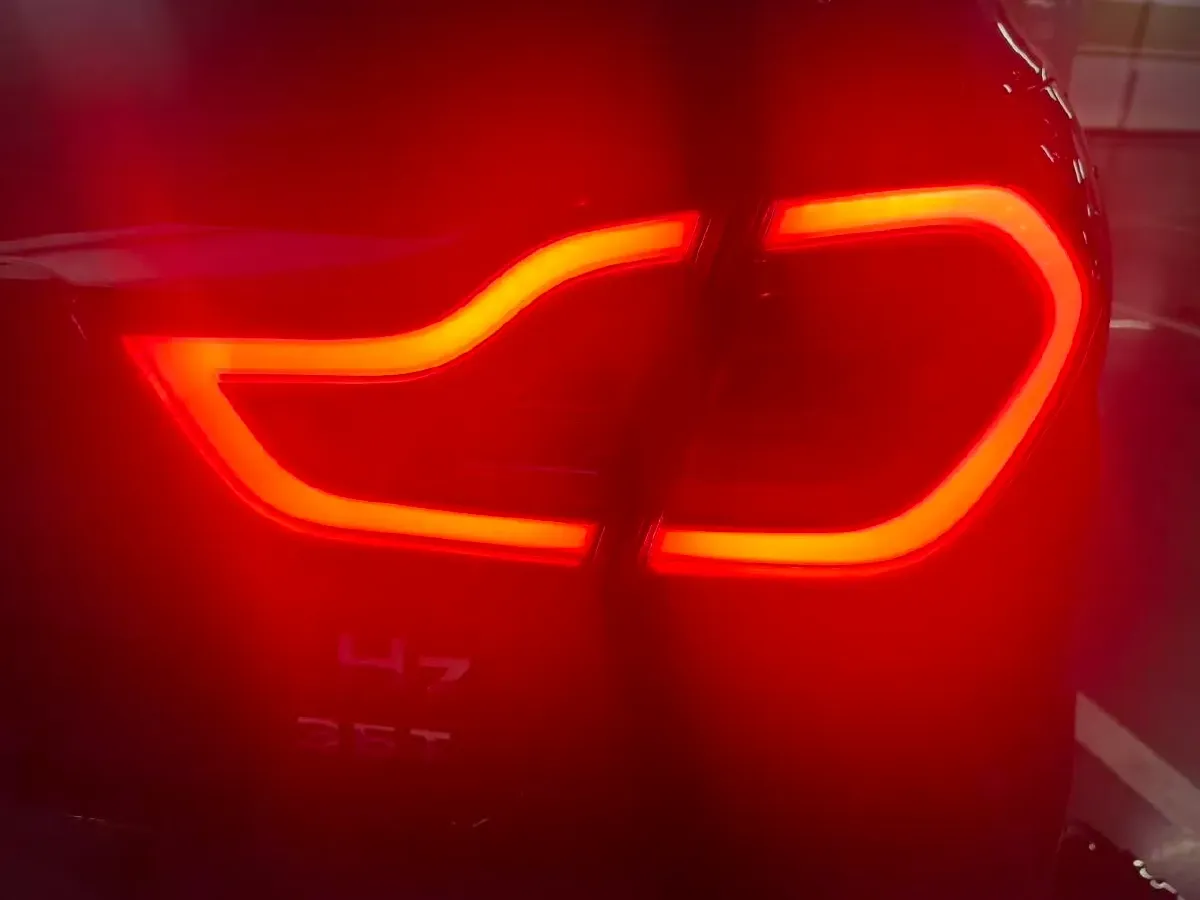 2021 HongQi H7 1.8T 188HP L4 6AT,autocango,china used car exporter,china ev exporter,chinese used car exporter,chinese used ev exporter