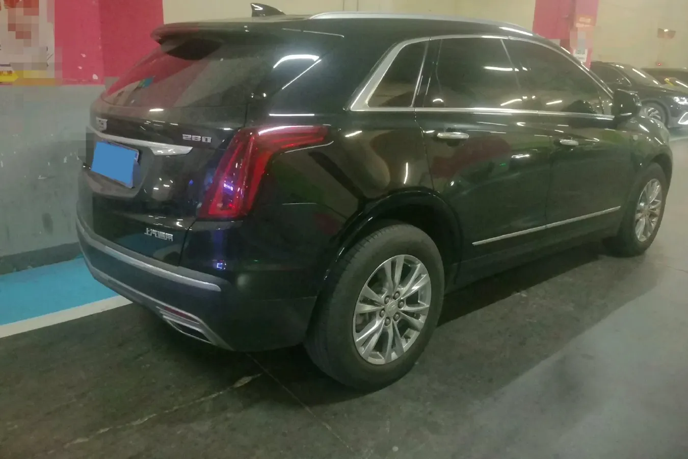 2021 Cadillac XT5 2.0T 237HP L4 9AT,autocango,china used car exporter,china ev exporter,chinese used car exporter,chinese used ev exporter