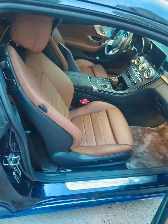 2020 Mercedes-Benz C Class 1.5T 184HP L4 9AT,autocango,china used car exporter,china ev exporter,chinese used car exporter,chinese used ev exporter