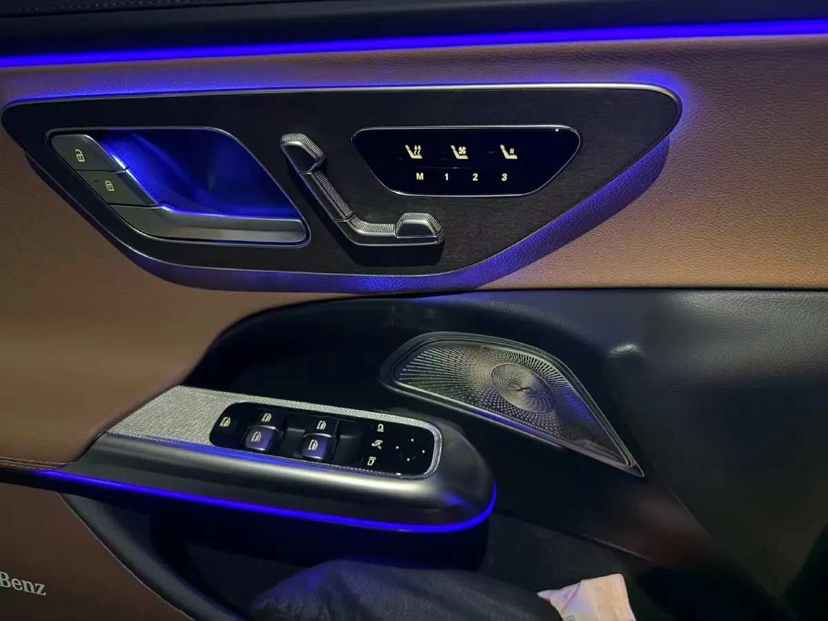 2025 Mercedes-Benz E Class 2.0T 258HP L4 9AT,autocango,china used car exporter,china ev exporter,chinese used car exporter,chinese used ev exporter