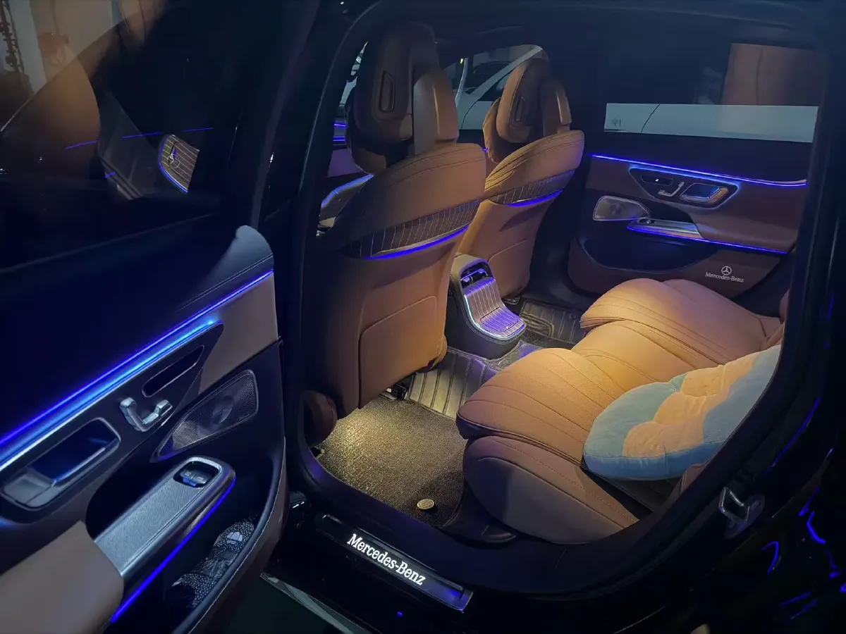 2025 Mercedes-Benz E Class 2.0T 258HP L4 9AT,autocango,china used car exporter,china ev exporter,chinese used car exporter,chinese used ev exporter