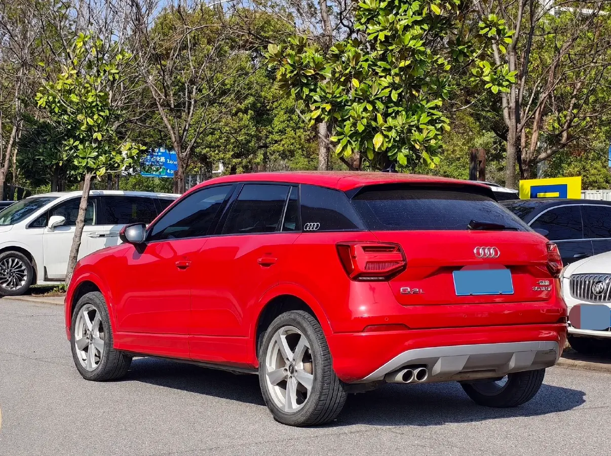 2021 Audi Q2L 1.4T 150HP L4 7DCT,autocango,china used car exporter,china ev exporter,chinese used car exporter,chinese used ev exporter