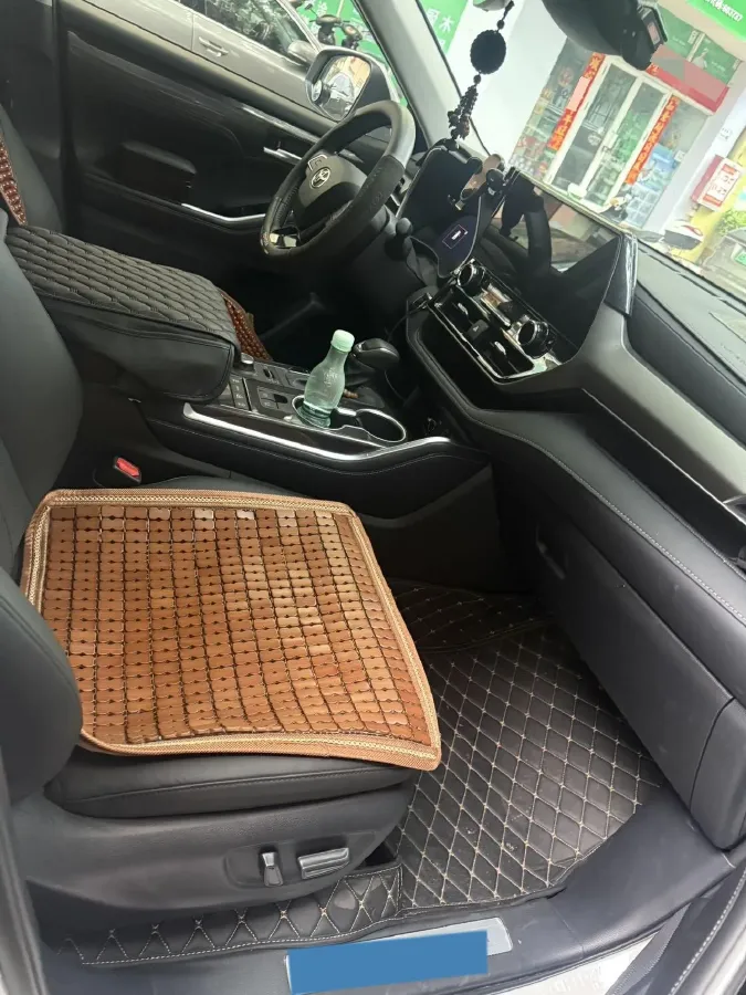 2024 Toyota Highlander 2.0T 248HP L4 8AT,autocango,china used car exporter,china ev exporter,chinese used car exporter,chinese used ev exporter