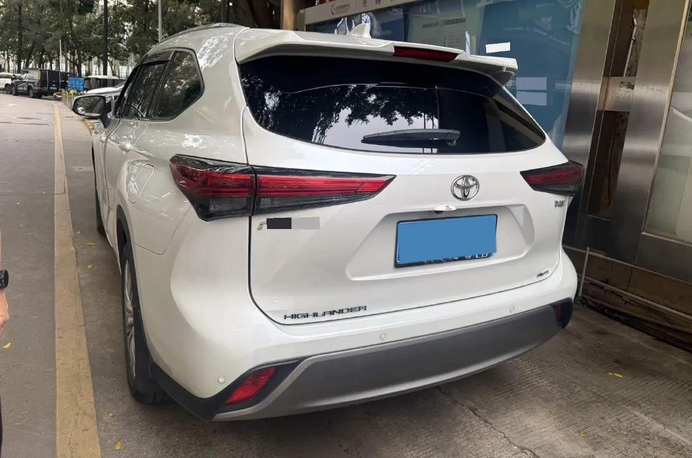 2024 Toyota Highlander 2.0T 248HP L4 8AT,autocango,china used car exporter,china ev exporter,chinese used car exporter,chinese used ev exporter