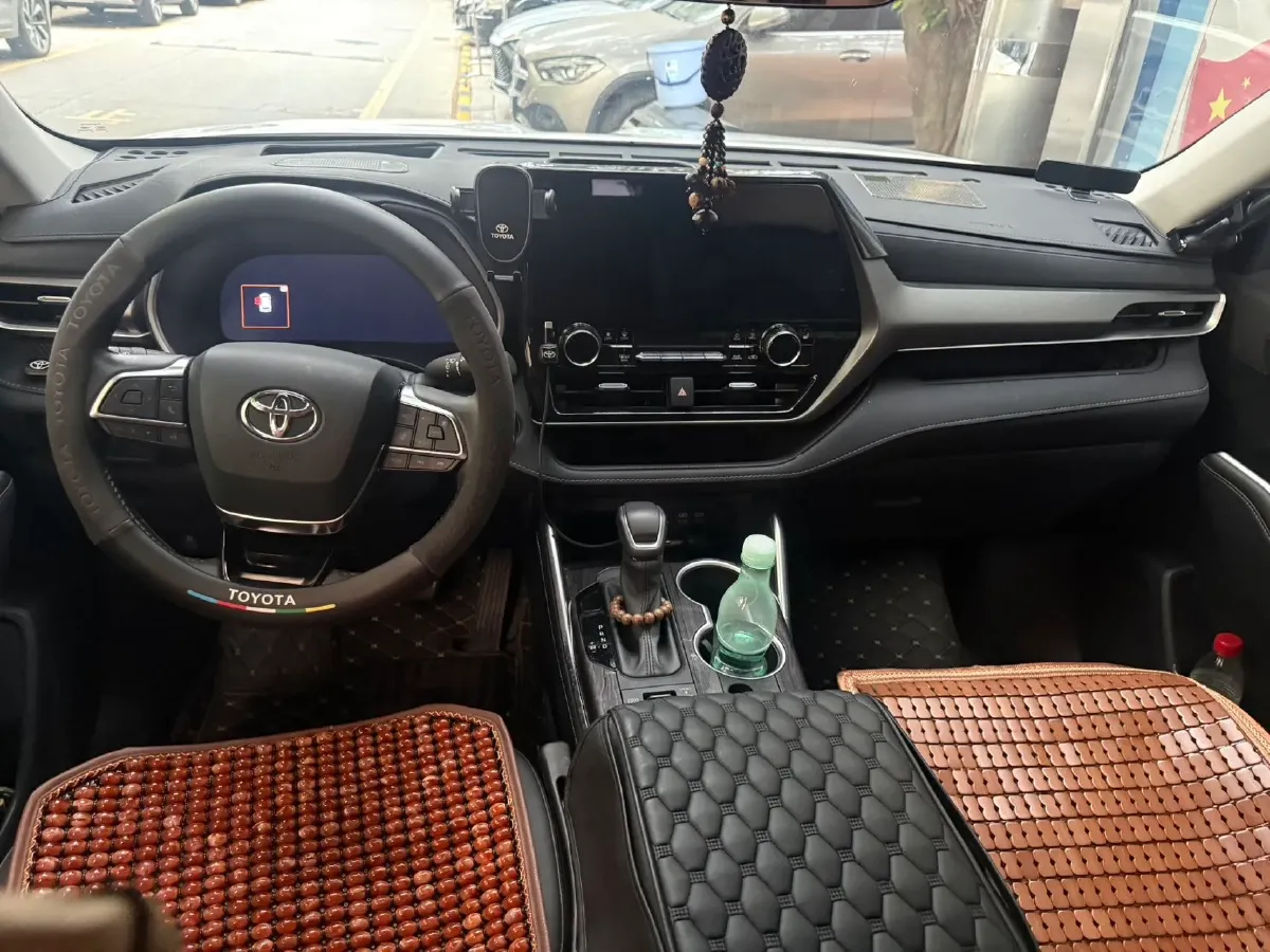 2024 Toyota Highlander 2.0T 248HP L4 8AT,autocango,china used car exporter,china ev exporter,chinese used car exporter,chinese used ev exporter