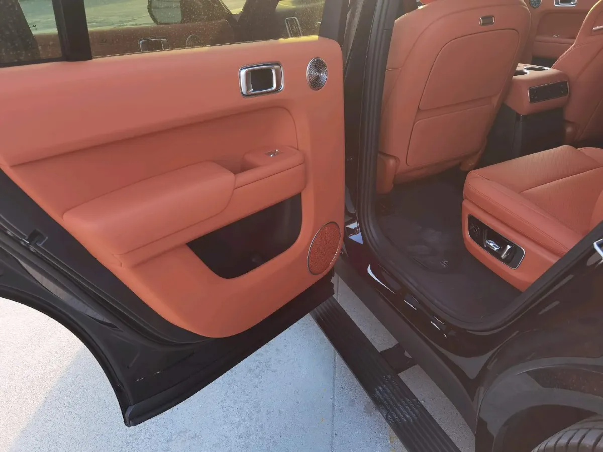 2025 Li L9 Range Extended 154HP REEV,autocango,china used car exporter,china ev exporter,chinese used car exporter,chinese used ev exporter