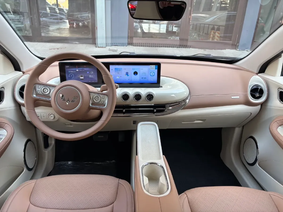 2024 WuLing BinGuo BEV 31.9KWH,autocango,china used car exporter,china ev exporter,chinese used car exporter,chinese used ev exporter