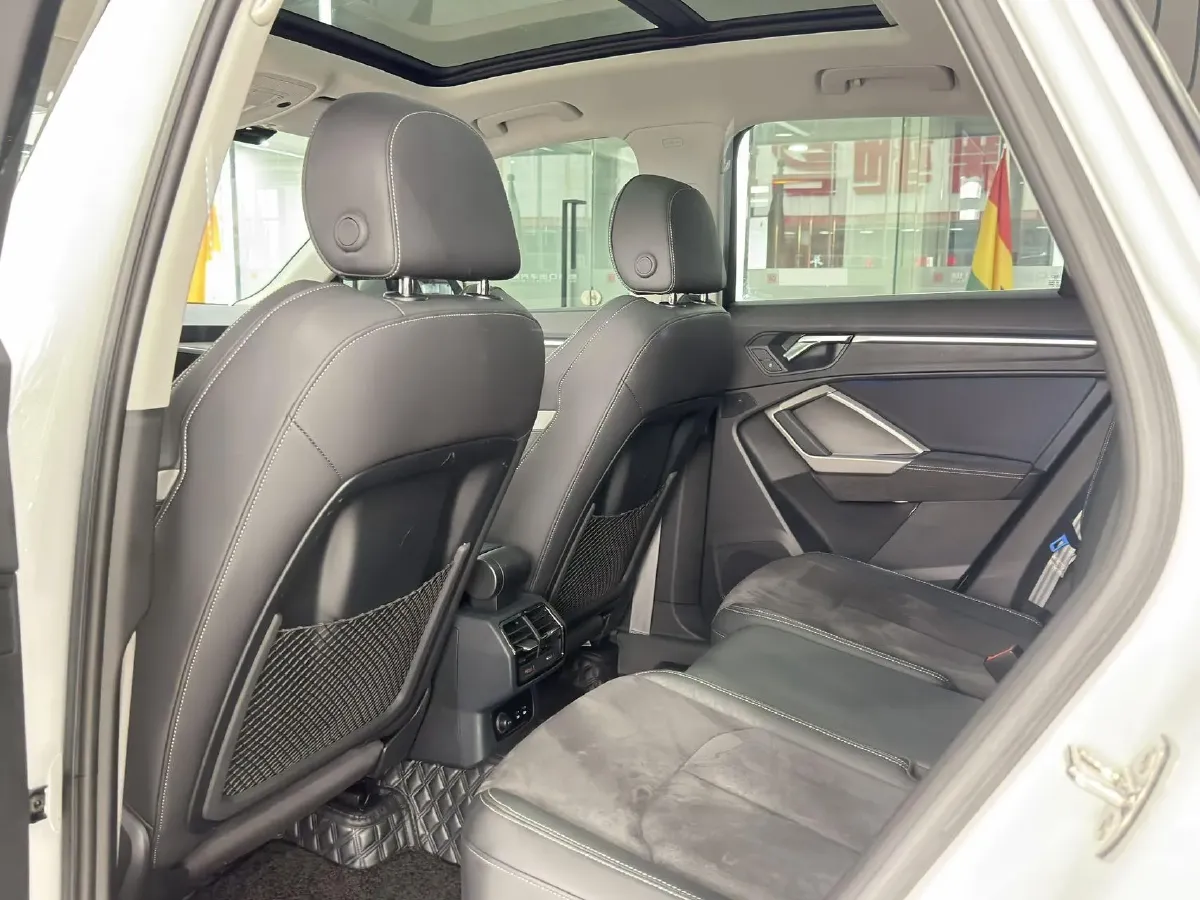 2022 Audi Q3 1.4T 150HP L4 7DCT,autocango,china used car exporter,china ev exporter,chinese used car exporter,chinese used ev exporter