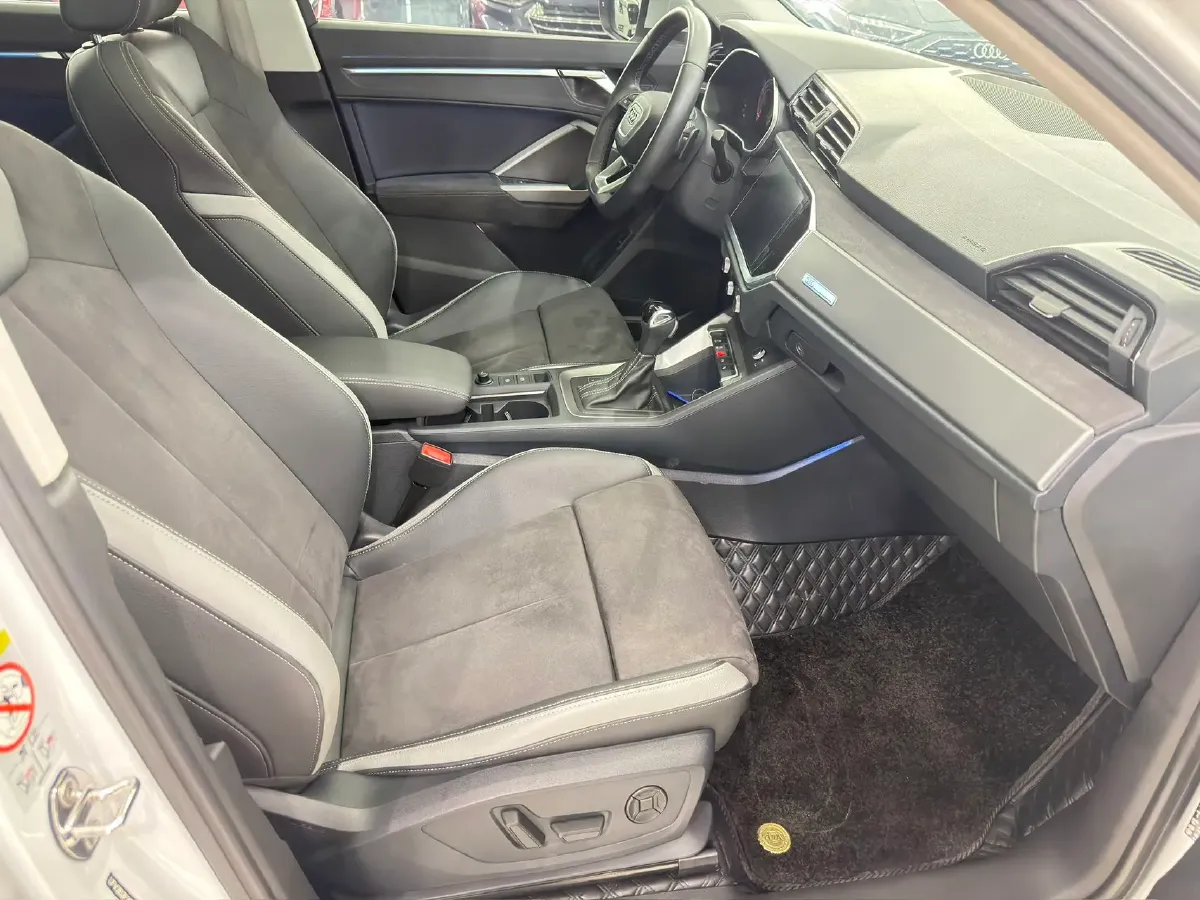 2022 Audi Q3 1.4T 150HP L4 7DCT,autocango,china used car exporter,china ev exporter,chinese used car exporter,chinese used ev exporter