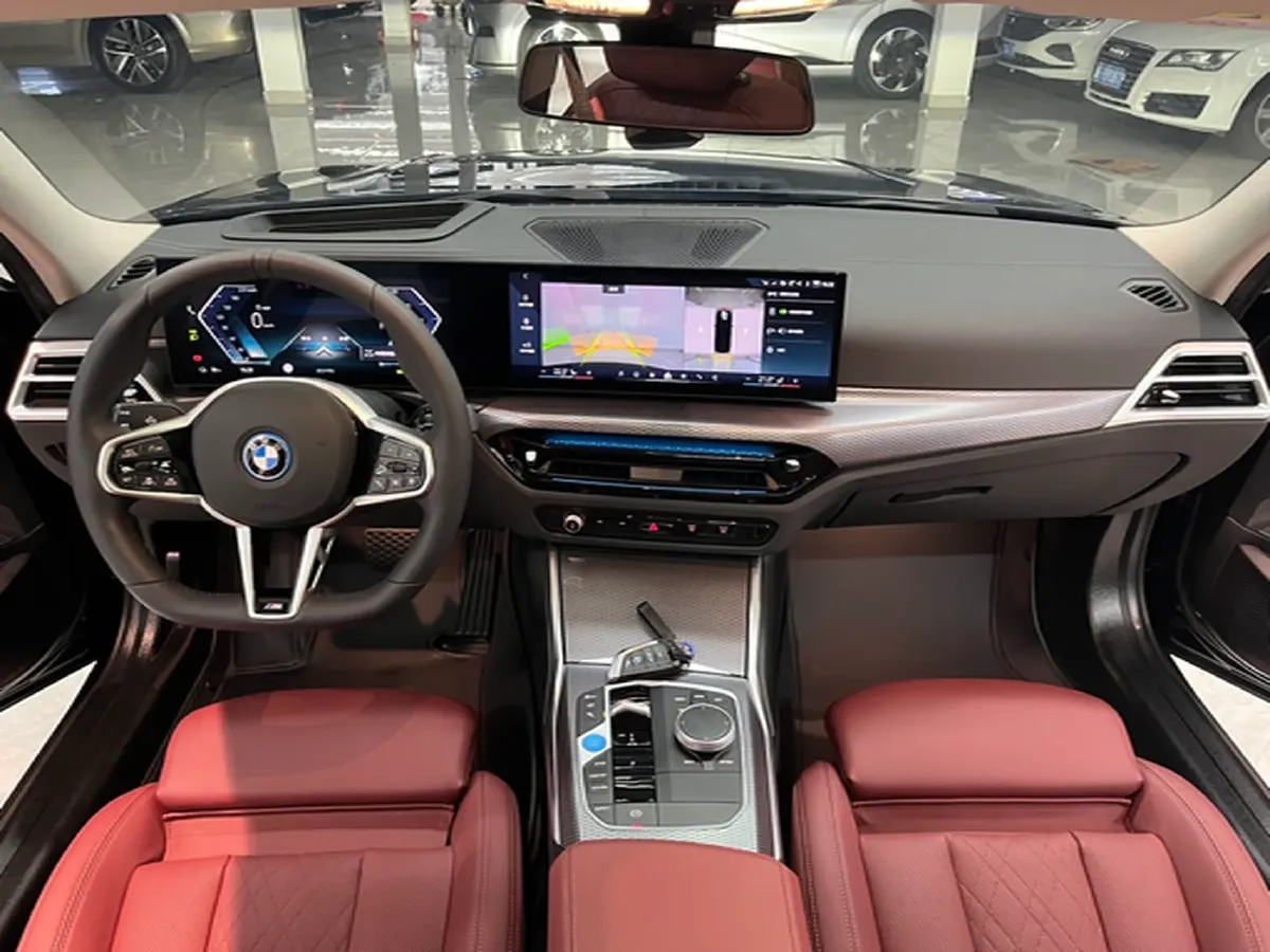 2025 BMW i3 BEV 79.05KWH,autocango,china used car exporter,china ev exporter,chinese used car exporter,chinese used ev exporter