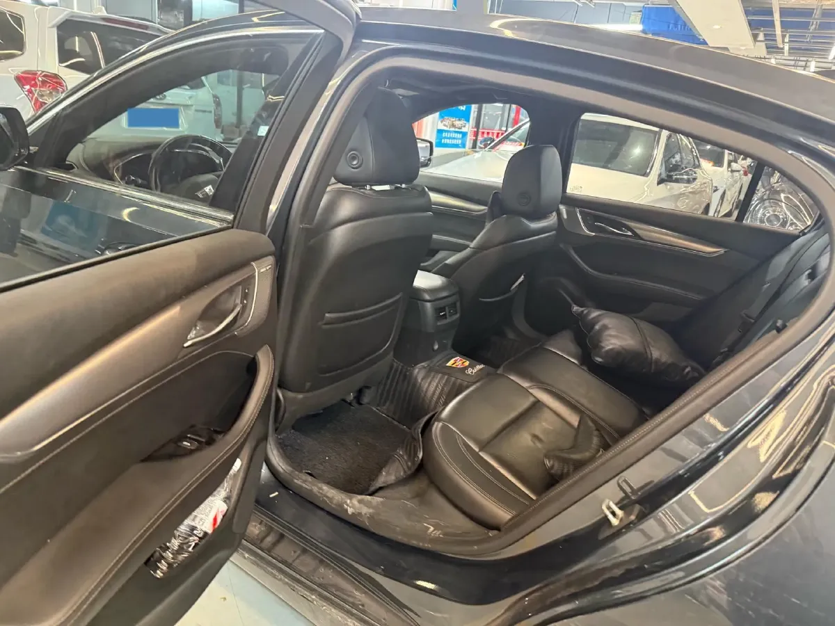 2021 Cadillac CT5 2.0T 237HP L4 10AT,autocango,china used car exporter,china ev exporter,chinese used car exporter,chinese used ev exporter