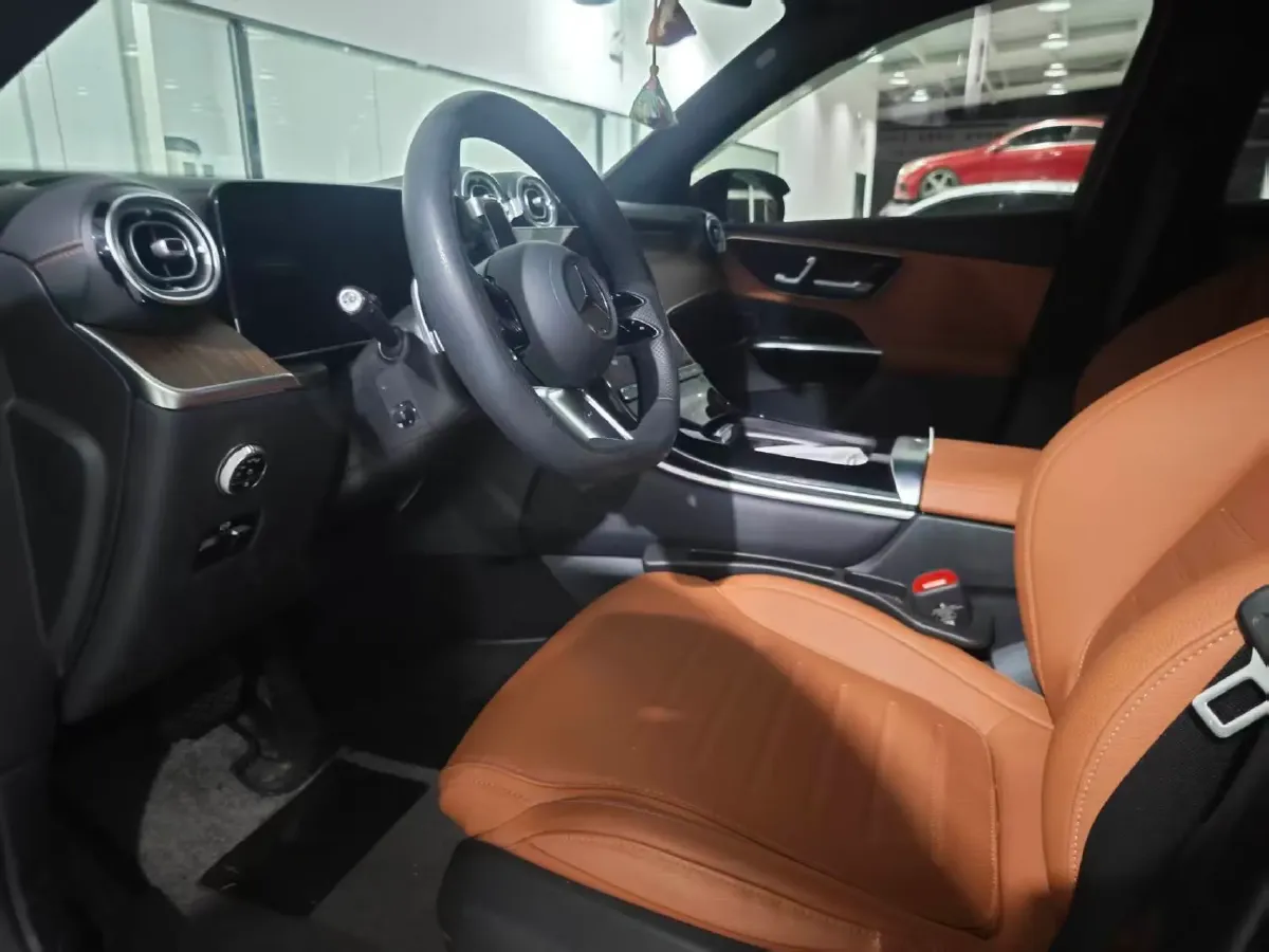 2025 Mercedes-Benz GLC Class 2.0T 258HP L4 9AT,autocango,china used car exporter,china ev exporter,chinese used car exporter,chinese used ev exporter