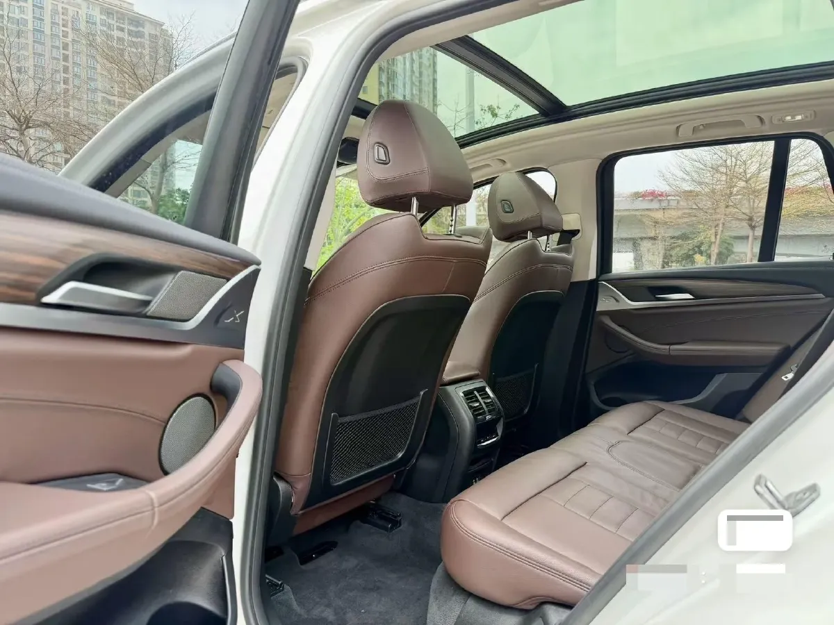 2021 BMW X3 2.0T 184HP L4 8AT,autocango,china used car exporter,china ev exporter,chinese used car exporter,chinese used ev exporter