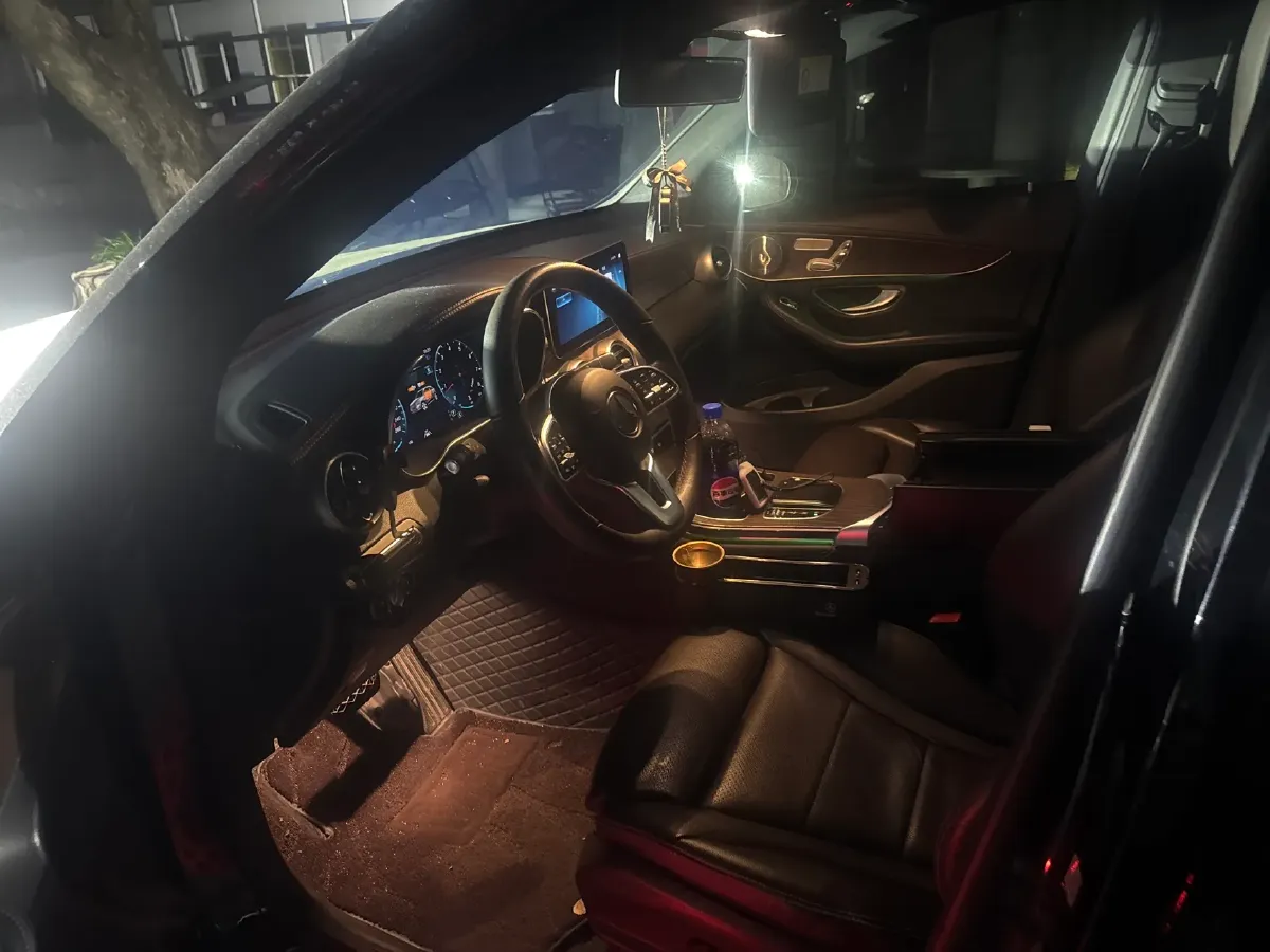 2022 Mercedes-Benz GLC Class 2.0T 258HP L4 9AT,autocango,china used car exporter,china ev exporter,chinese used car exporter,chinese used ev exporter