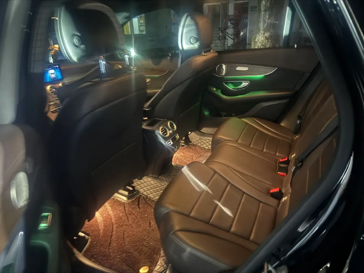 2022 Mercedes-Benz GLC Class 2.0T 258HP L4 9AT,autocango,china used car exporter,china ev exporter,chinese used car exporter,chinese used ev exporter