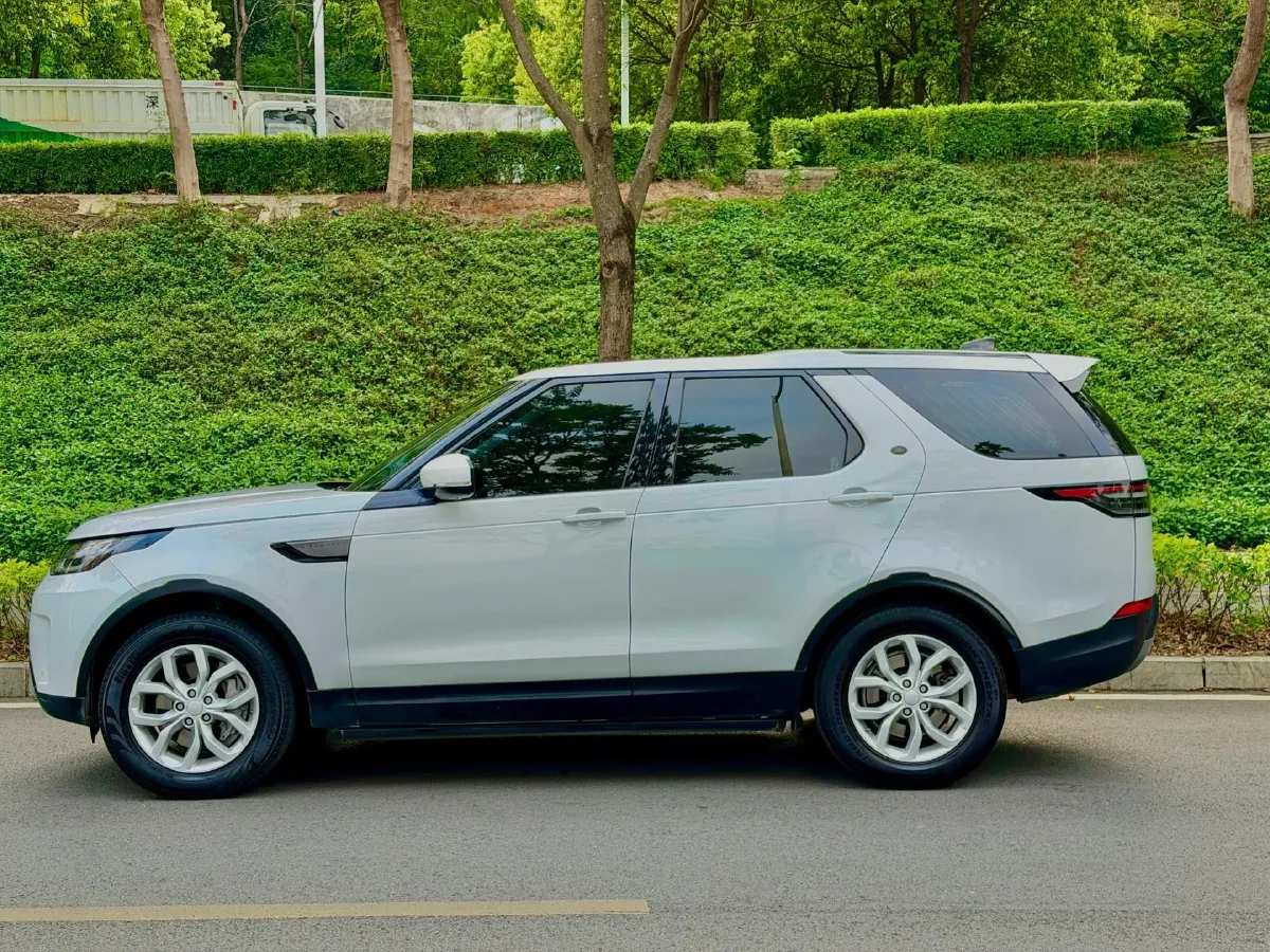 2018 Land Rover Discovery 3.0T 340HP V6 8AT,autocango,china used car exporter,china ev exporter,chinese used car exporter,chinese used ev exporter