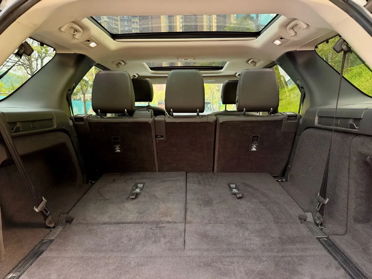 2018 Land Rover Discovery 3.0T 340HP V6 8AT,autocango,china used car exporter,china ev exporter,chinese used car exporter,chinese used ev exporter