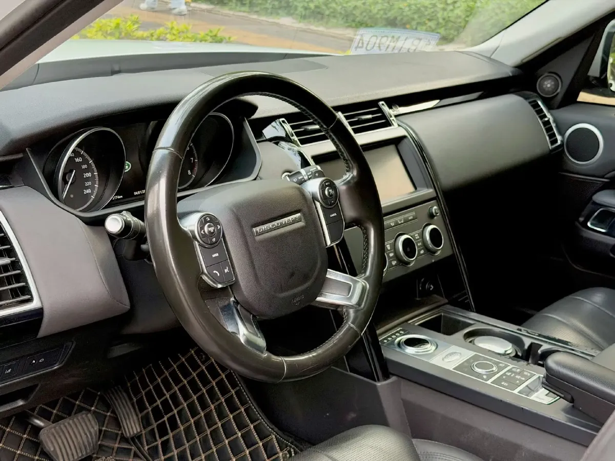 2018 Land Rover Discovery 3.0T 340HP V6 8AT,autocango,china used car exporter,china ev exporter,chinese used car exporter,chinese used ev exporter