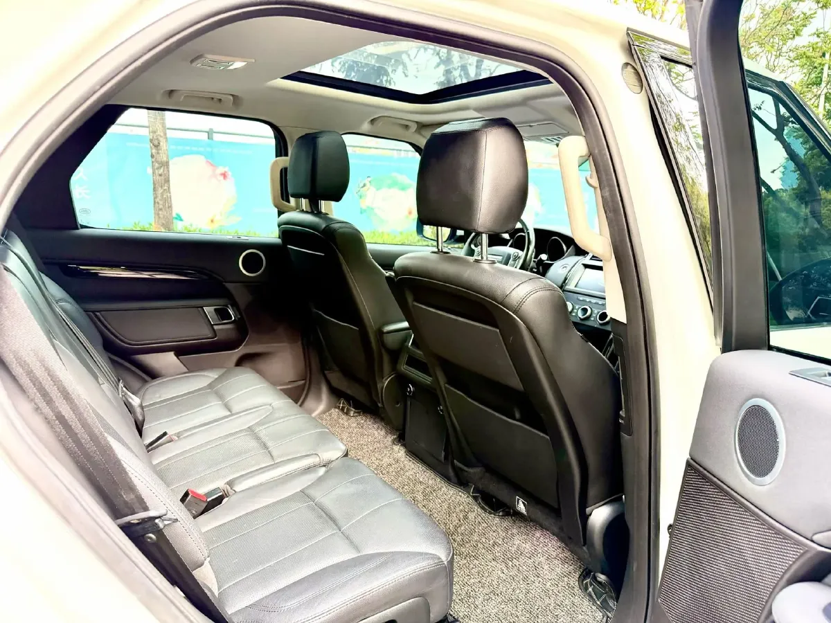 2018 Land Rover Discovery 3.0T 340HP V6 8AT,autocango,china used car exporter,china ev exporter,chinese used car exporter,chinese used ev exporter