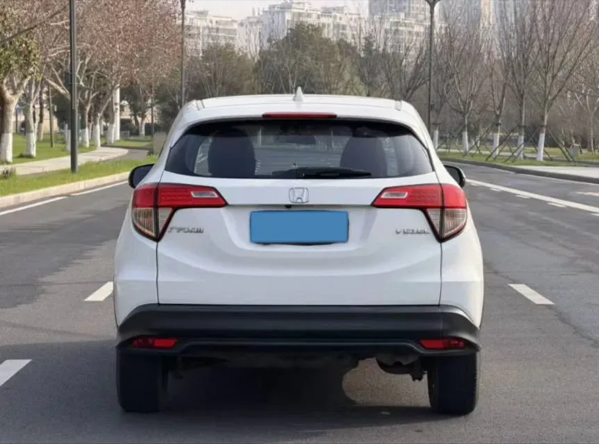 2022 Honda Vezel 1.5L 131HP L4 CVT,autocango,china used car exporter,china ev exporter,chinese used car exporter,chinese used ev exporter