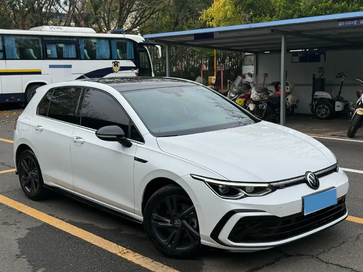 2023 Volkswagen Golf 1.4T 150HP L4 7DCT,autocango,china used car exporter,china ev exporter,chinese used car exporter,chinese used ev exporter