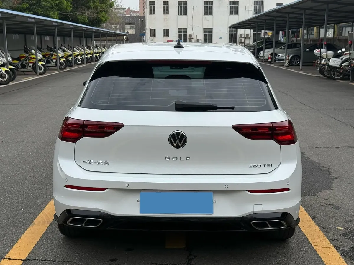2023 Volkswagen Golf 1.4T 150HP L4 7DCT,autocango,china used car exporter,china ev exporter,chinese used car exporter,chinese used ev exporter