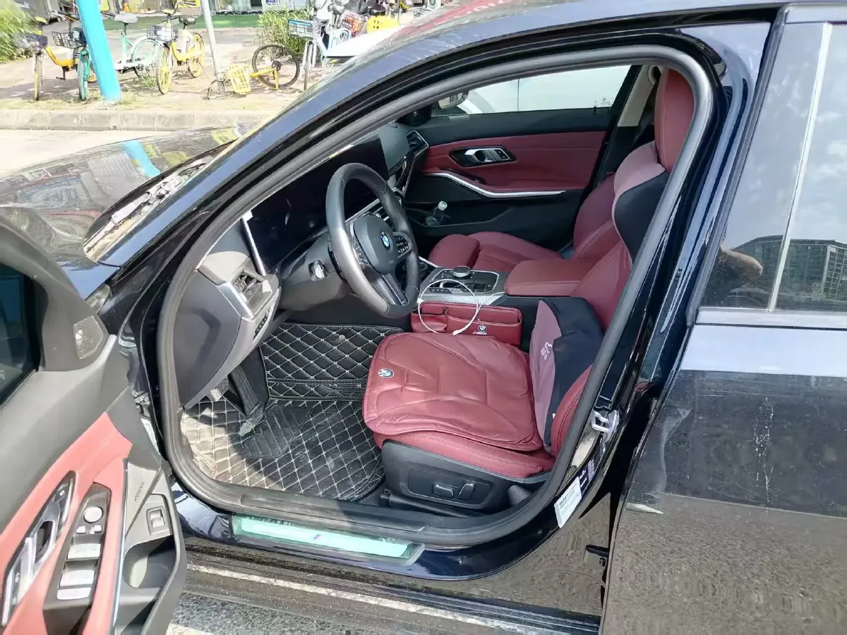 2024 BMW 3 Series 2.0T 184HP L4 8AT,autocango,china used car exporter,china ev exporter,chinese used car exporter,chinese used ev exporter